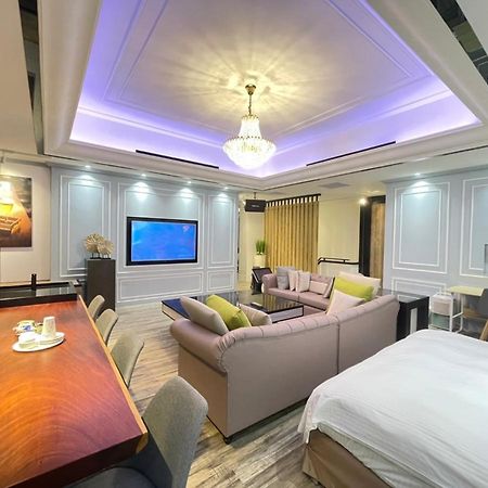 Minimalist Fashion Motel เถาหยวน ภายนอก รูปภาพ