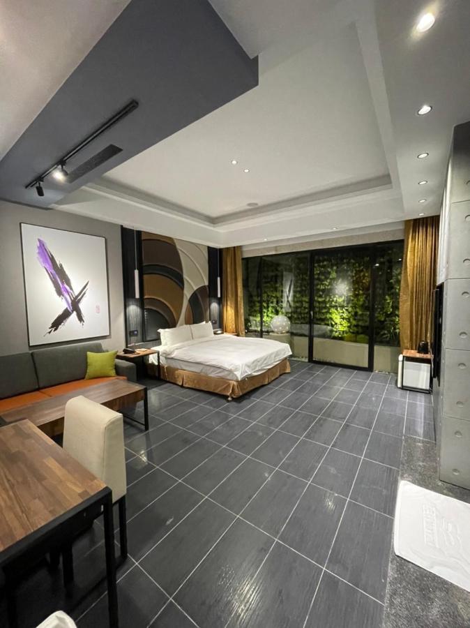 Minimalist Fashion Motel เถาหยวน ภายนอก รูปภาพ