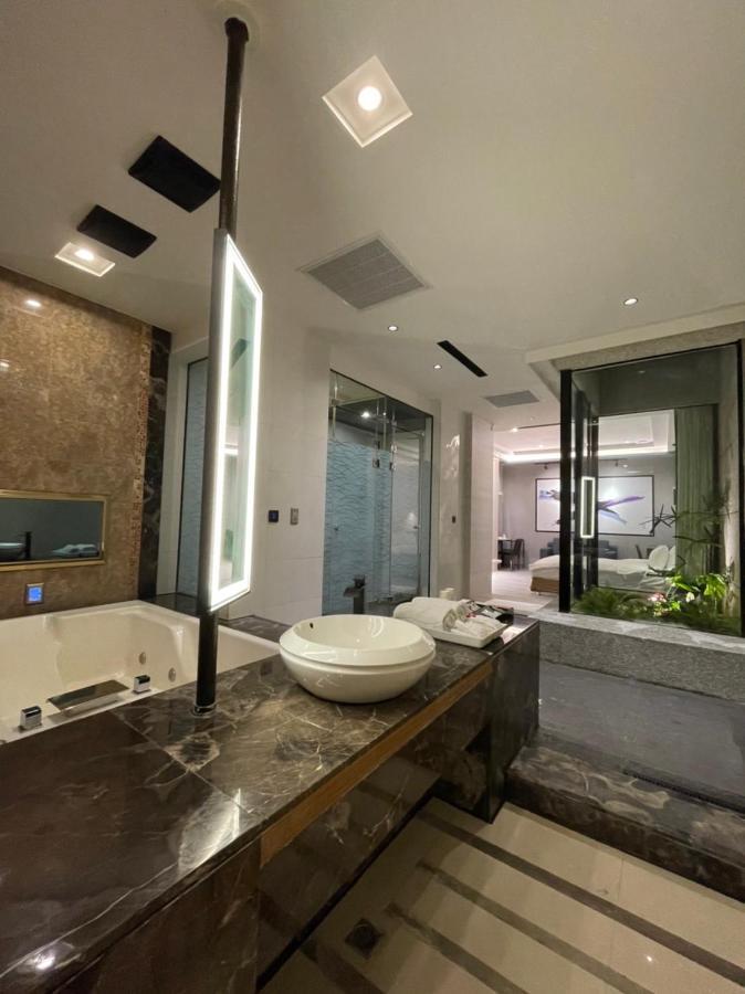 Minimalist Fashion Motel เถาหยวน ภายนอก รูปภาพ