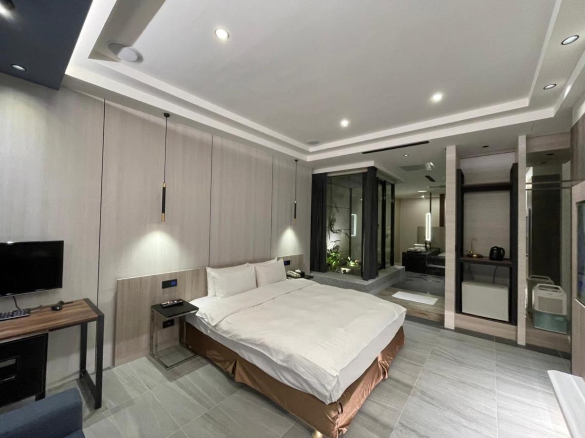 Minimalist Fashion Motel เถาหยวน ภายนอก รูปภาพ
