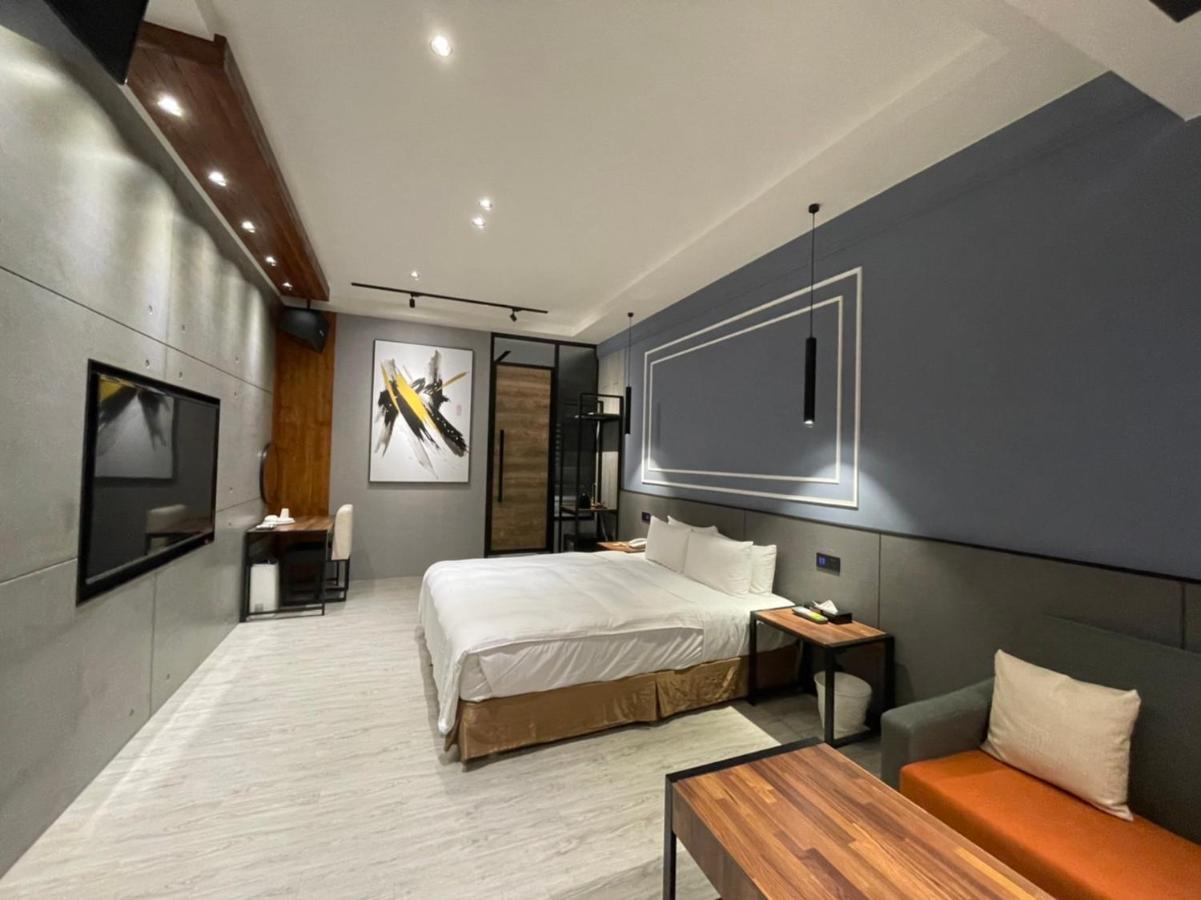 Minimalist Fashion Motel เถาหยวน ภายนอก รูปภาพ
