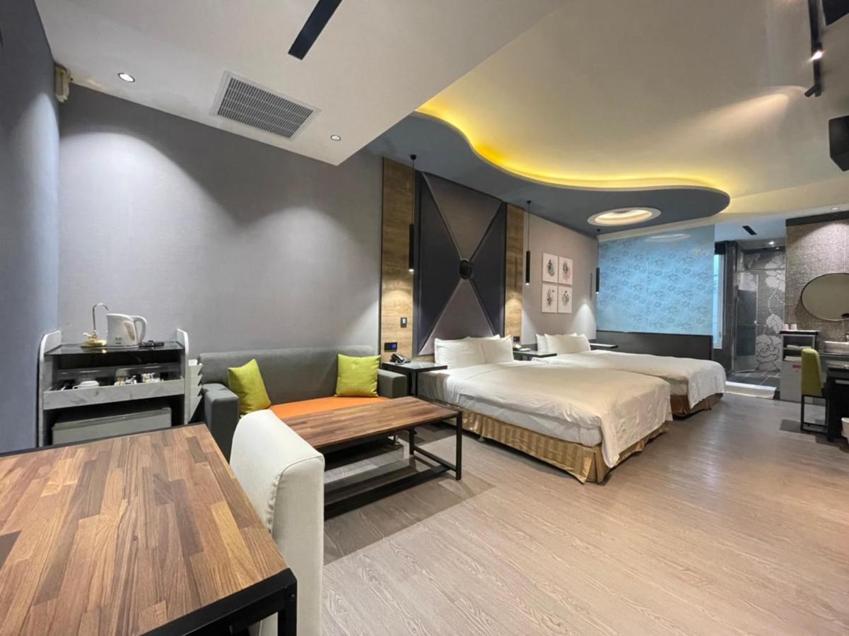 Minimalist Fashion Motel เถาหยวน ภายนอก รูปภาพ