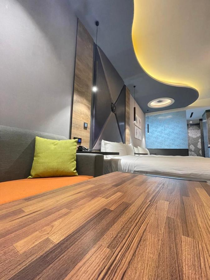 Minimalist Fashion Motel เถาหยวน ภายนอก รูปภาพ