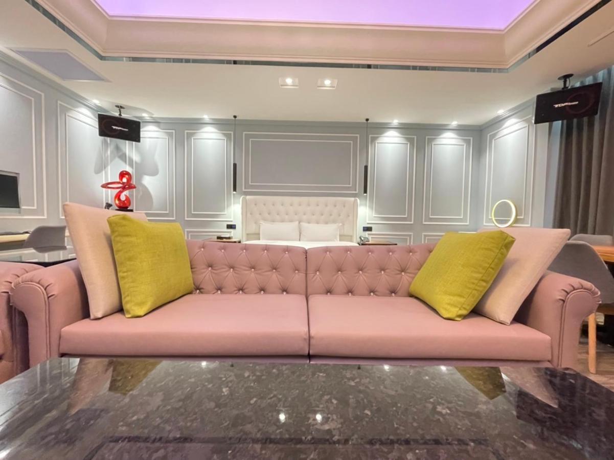 Minimalist Fashion Motel เถาหยวน ภายนอก รูปภาพ