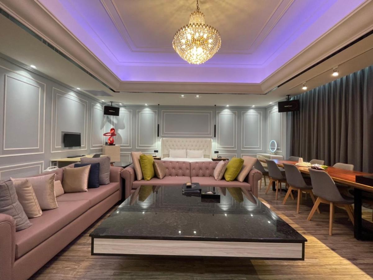 Minimalist Fashion Motel เถาหยวน ภายนอก รูปภาพ